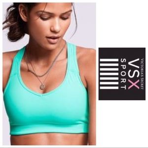VS Sport The Player Racerback Sports Bra